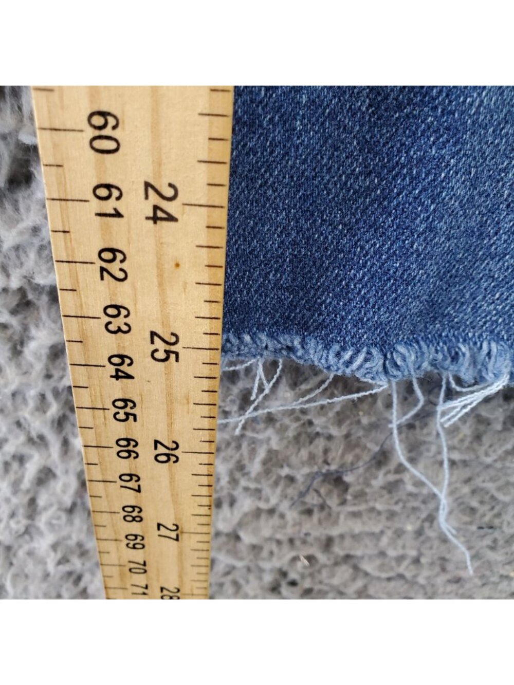 Democracy Jeans Womens 8 Blue Ab Technology Stretchy Frayed Hem Cropped Denim - Picture 7 of 12